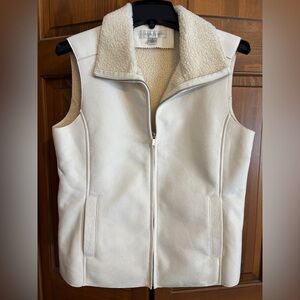 sherpa-lined full-zip vest women’s medium off white cream cozy